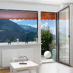 Sunnyside Premium By Alpine Host Helpers شقة