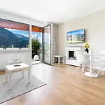 Sunnyside Premium By Alpine Host Helpers