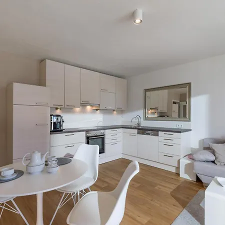 Apartment Sunnyside Premium By Alpine Host Helpers *